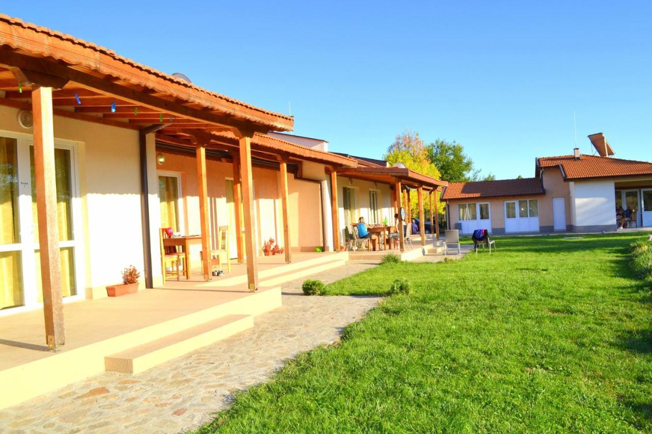 Комплекс За Гости Малки Воден Hotel Malki Voden Exterior photo